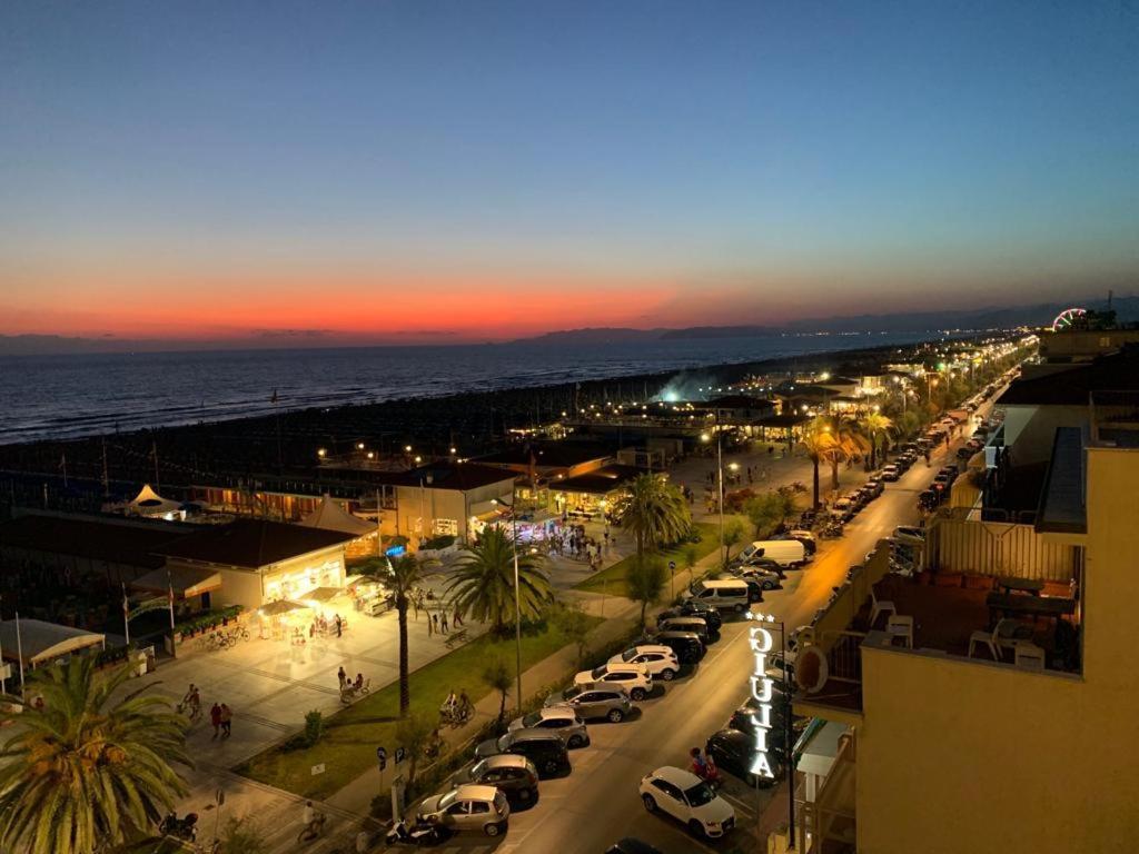 Dependance Dell'Hotel Sole E Mare Lido di Camaiore Exteriör bild