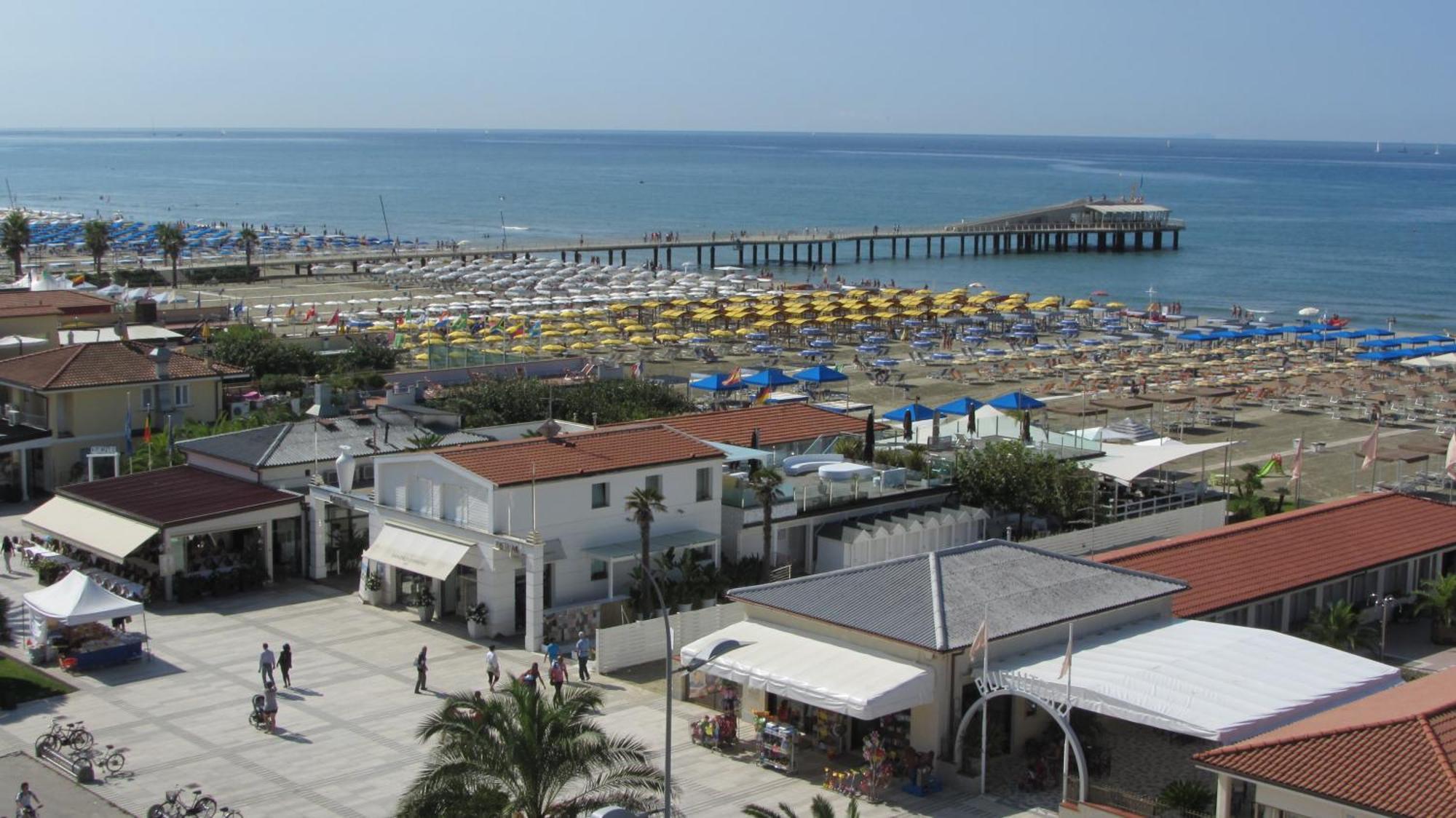 Dependance Dell'Hotel Sole E Mare Lido di Camaiore Exteriör bild